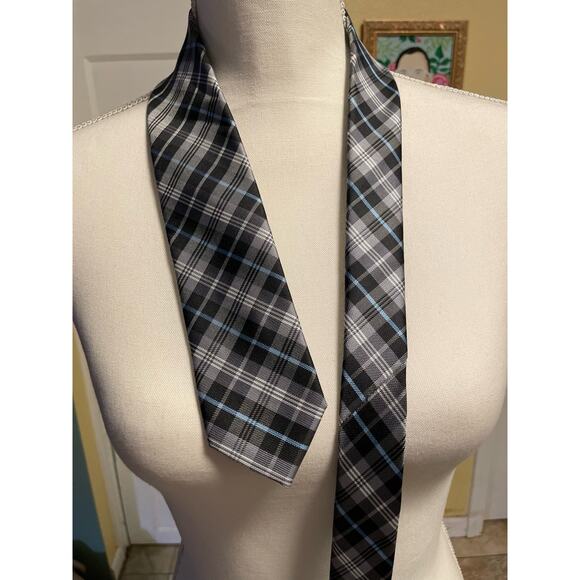 Chaps Men Gray Black Blue Plaid Tie - Picture 2 of 2